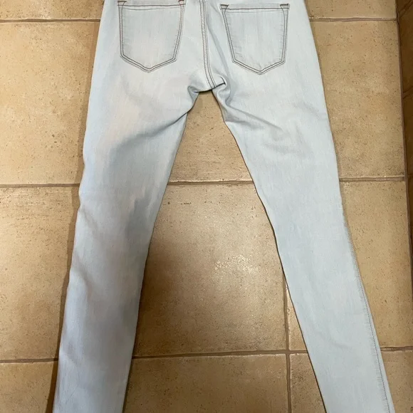 Light Blue jeans - Picture 2 of 3